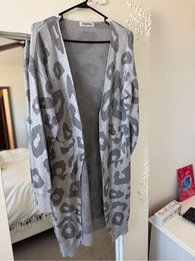 Angashia Gray Leopard Open-Front Cardigan Sweater